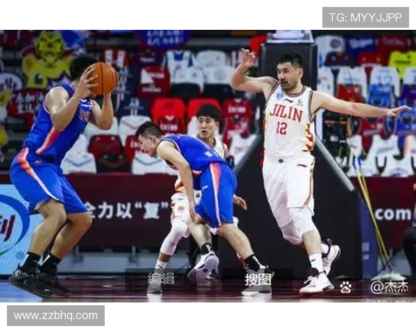 北京篮球队在总决赛积分榜上以54分稳居第一名展现强劲实力