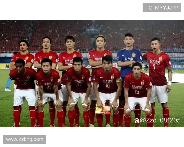 广州足球队的战术控制与球队发展现状深度分析